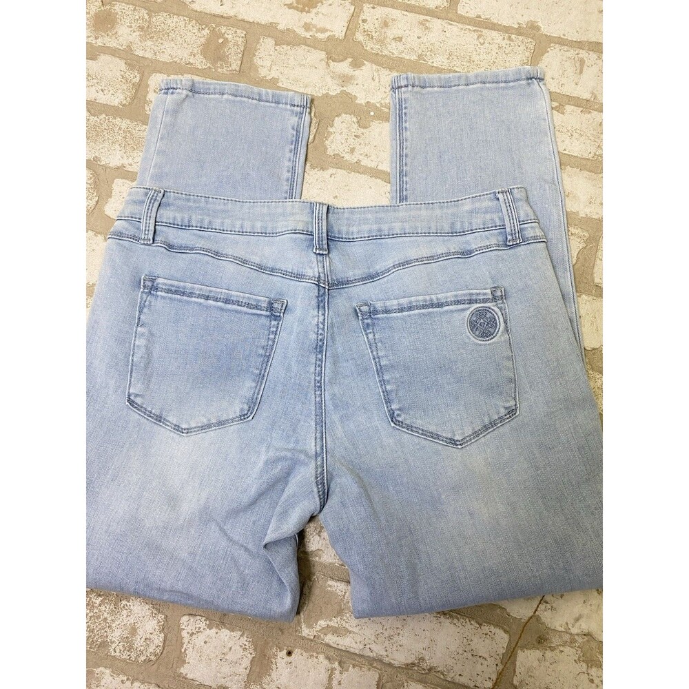 Laurie Felt Women’s Boyfriend Jeans Light Wash Blue Denim Cotton Petite 10P - Picture 8 of 9